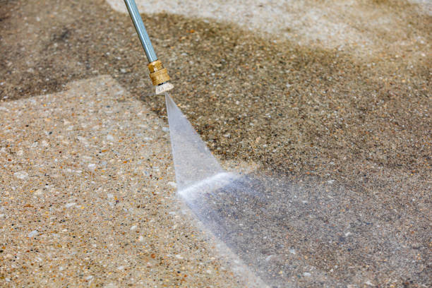 Best Patio and Deck Pressure Washing  in Raeford, NC